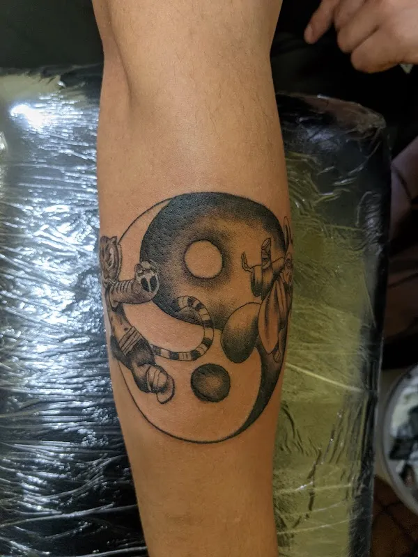 Kesh Tattoo - Tattoo's in Bhutan