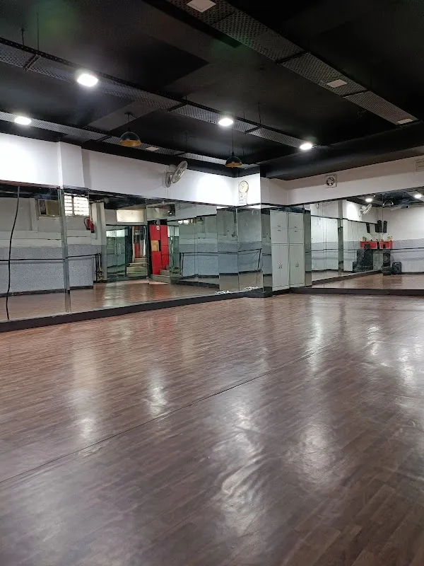 M-Step The Dance Studio