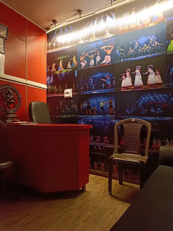 M-Step The Dance Studio