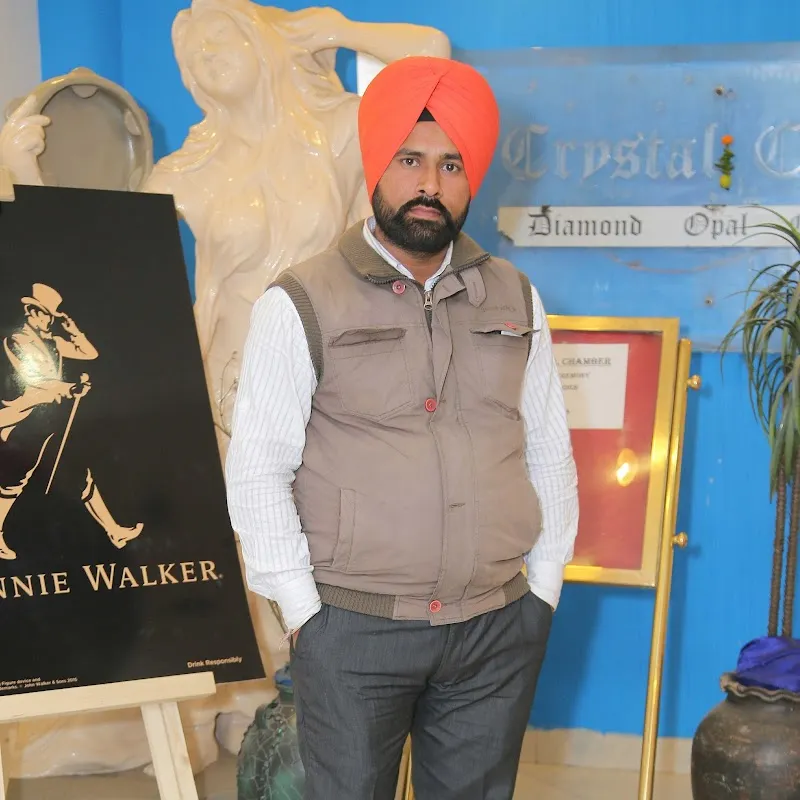 BINDRA MOVIE LAND. STUDIO