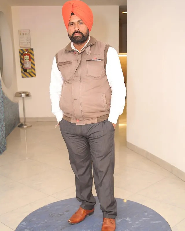 BINDRA MOVIE LAND. STUDIO