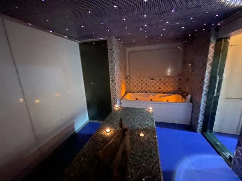 Atharava Spa In Seawoods