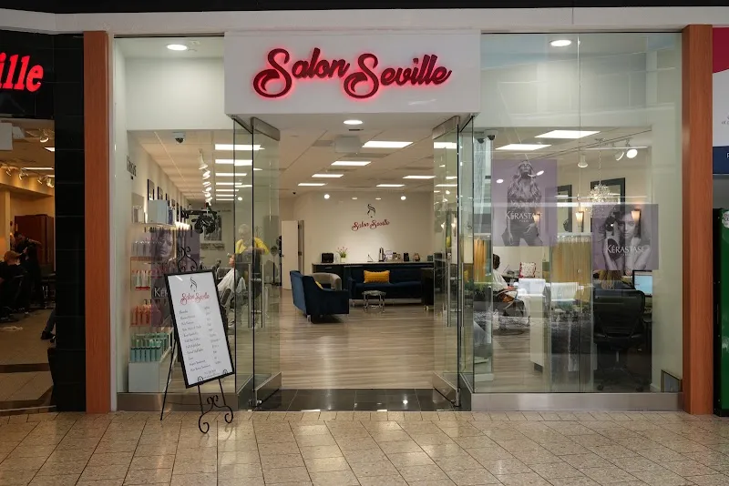 Salon Seville