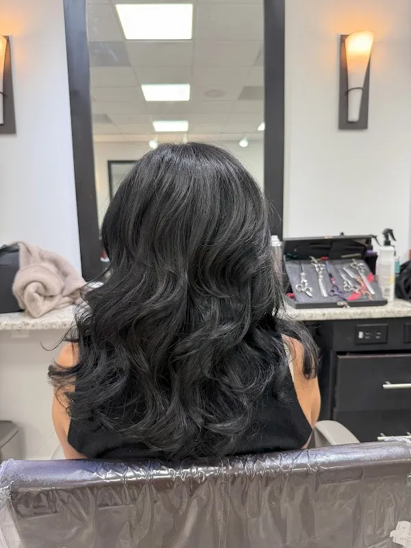 Salon Seville
