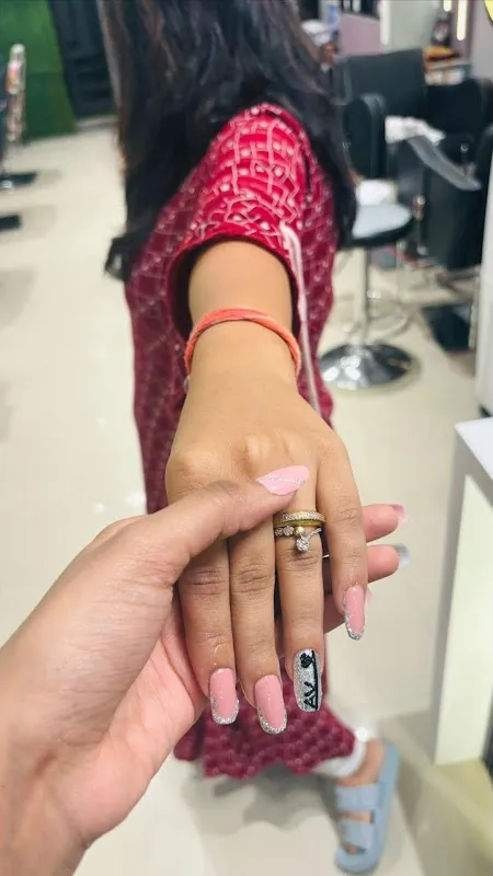 Mayra unisex salon