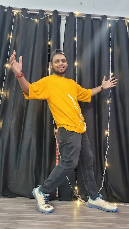 DARK FEET DANCE ACADEMY