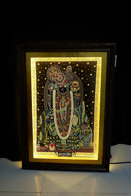 Unique Photo Studio and Frames
