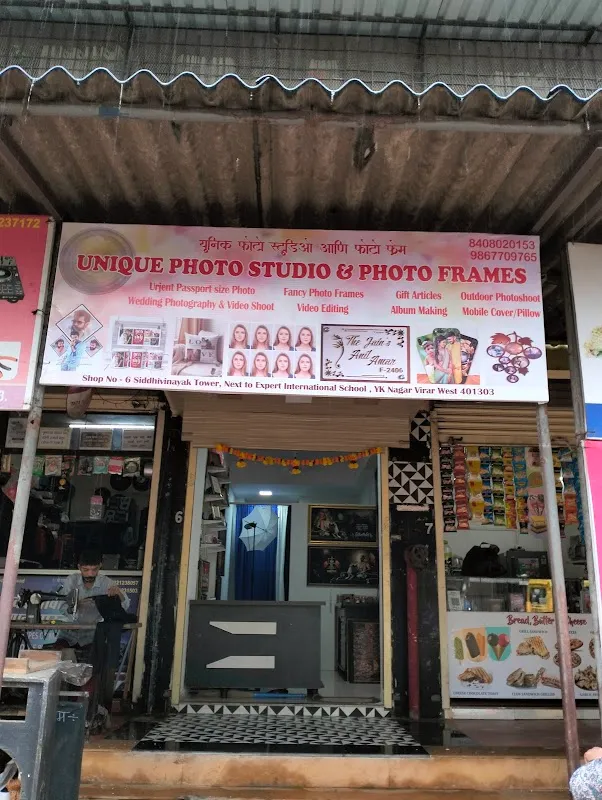 Unique Photo Studio and Frames
