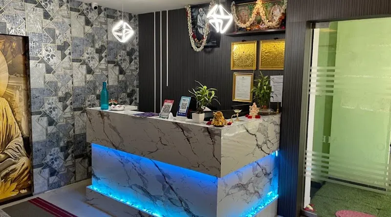 Look at me unisex salon &Spa