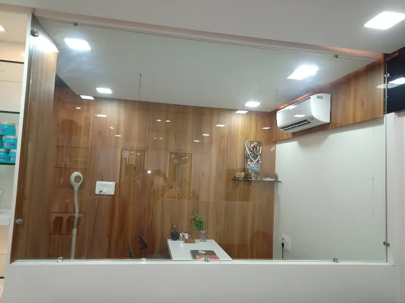 Sybarite Salon & Academy