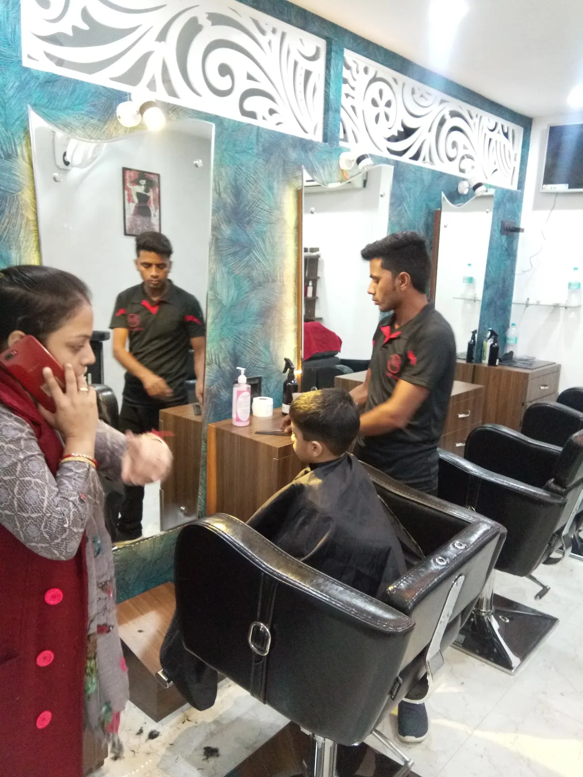 GLAM 11 Makeup Studio