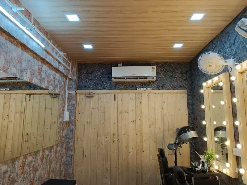 Blush & Glow Beauty Salon Academy - Mumbra