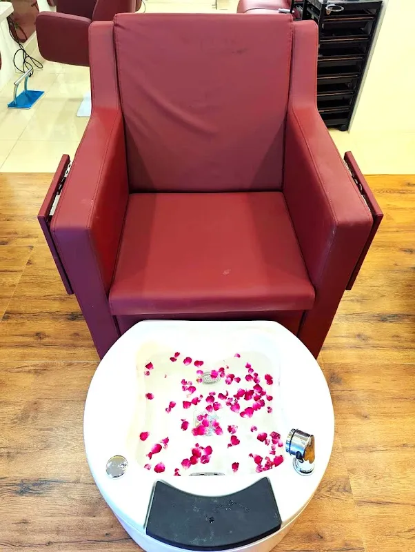 Amjad Habib Hair & Beauty Salon, Ameenpur