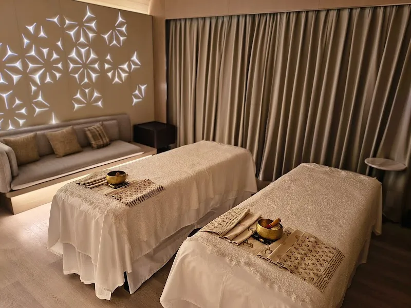 QOROS SPA by Tattva