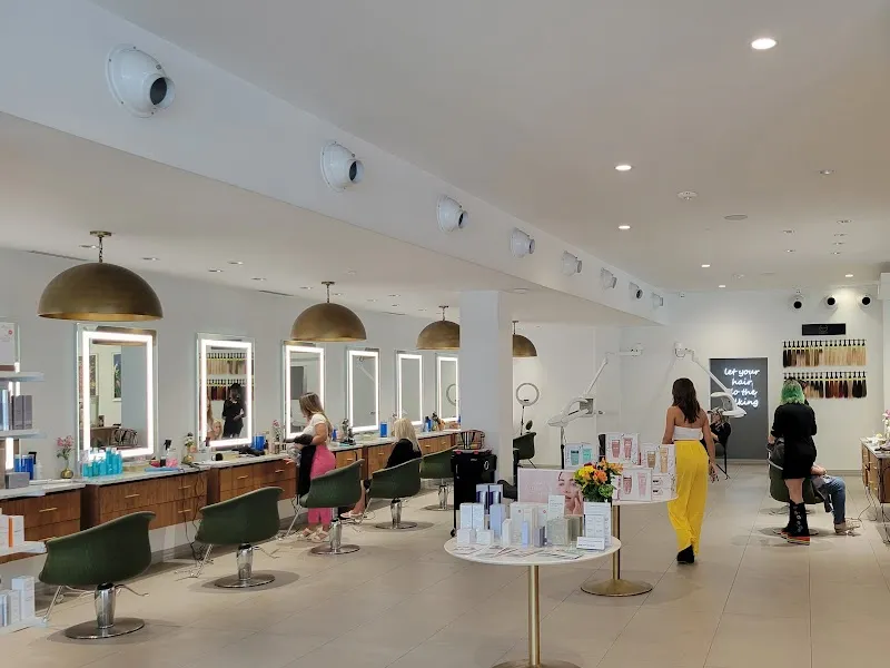 Privé Salon