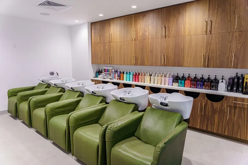 Privé Salon