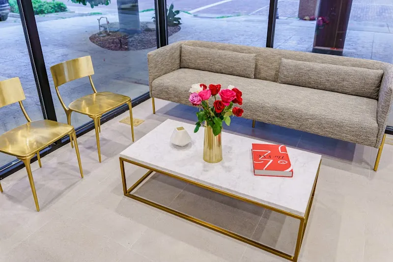 Privé Salon
