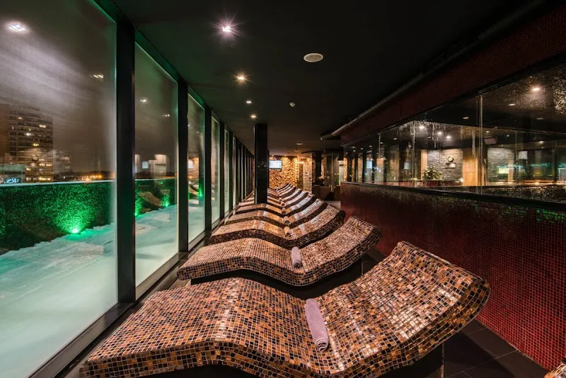 Pulse Fitness & Spa Platinum