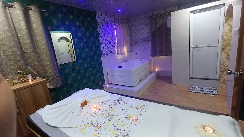 Zen Garden Spa | Spa in Thane | Massage Spa in Thane | Jacuzzi spa in Thane
