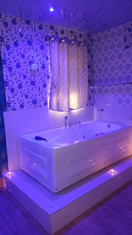 Zen Garden Spa | Spa in Thane | Massage Spa in Thane | Jacuzzi spa in Thane