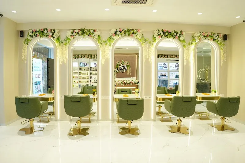 LookWell Salon - Badlapur West
