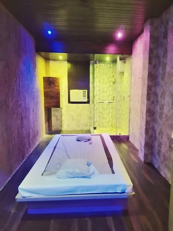 La Bella Spa - Best Spa in Marine Lines Churchgate
