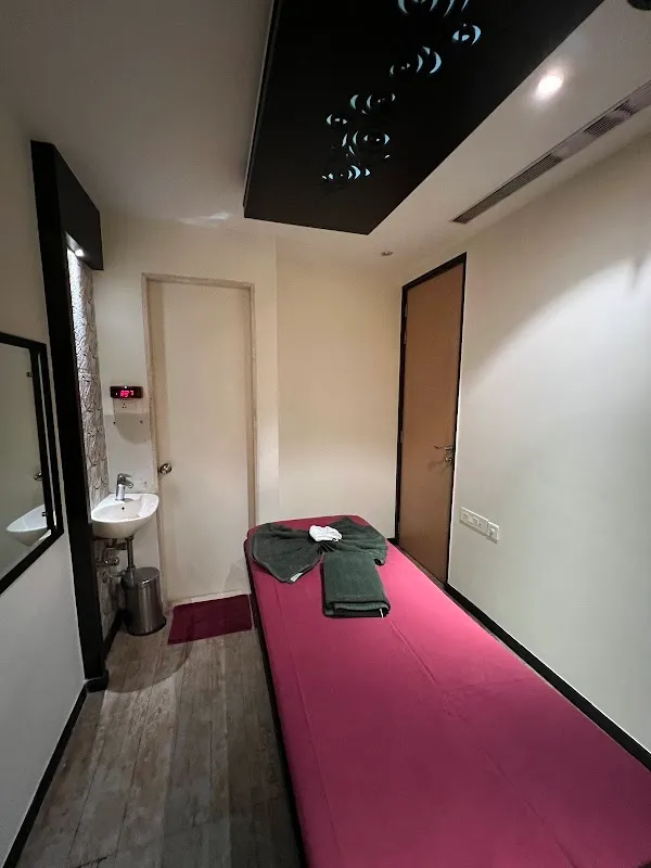 The White Lotus Spa