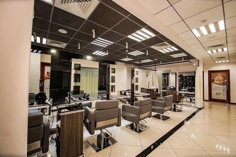 JAJIS INNOVATION UNISEX BEAUTY SALON & BRIDAL MAKEUP STUDIO