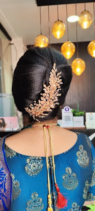 Pritaam’s Salon: Family salon, Hair & Beauty Salon | Madhyamgram | Kolkata