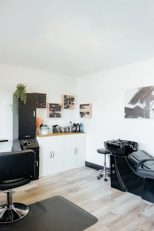 Roseville Hair Loft