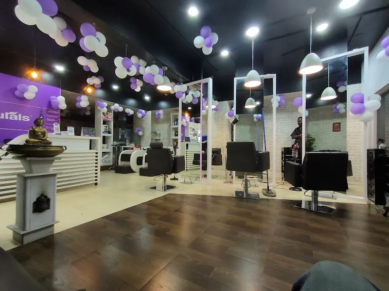 Naturals Salon and Spa | Madhusudan Nagar