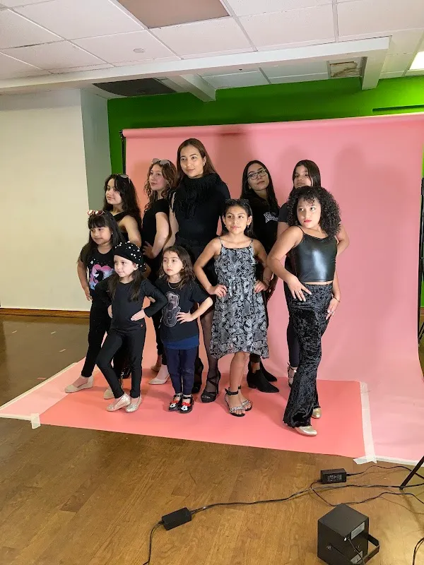 Super Star Dance Studio