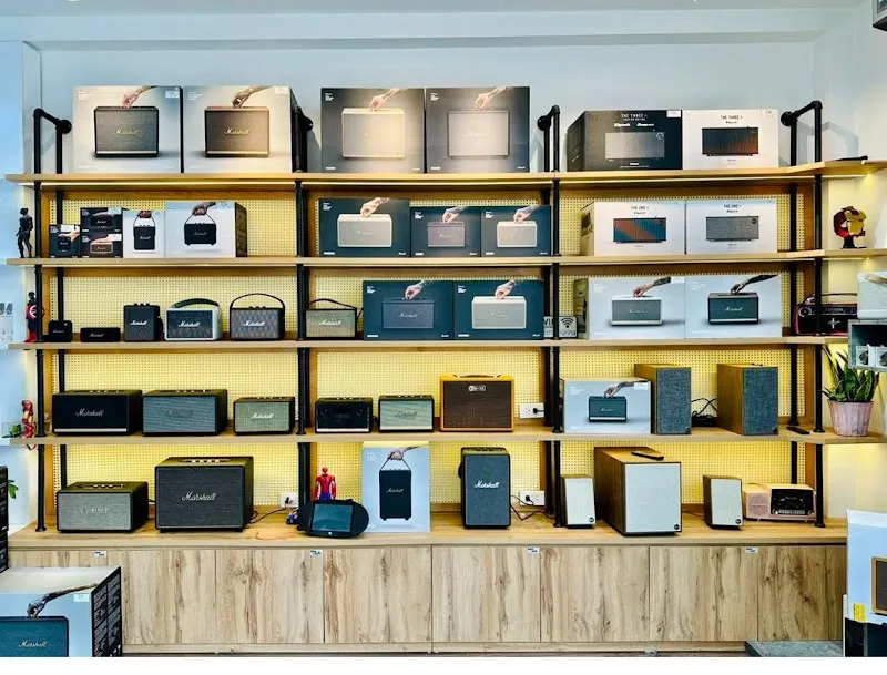CINE TECH AUDIO & VIDEO (KARAOKE PARTY SPEAKER SYSTEM)