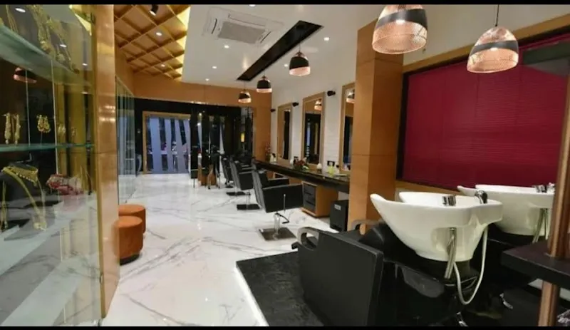 Glamour Beauty Salon & Academy