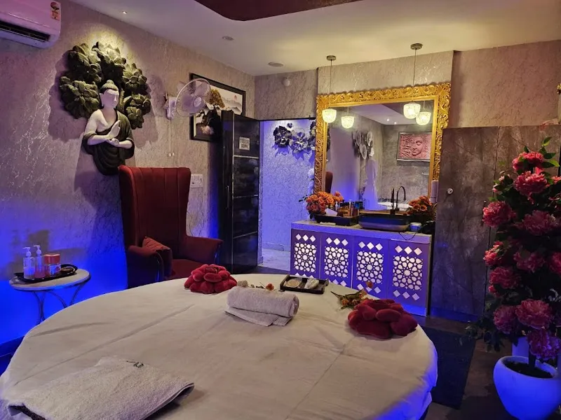 Rich Look Spa Salon