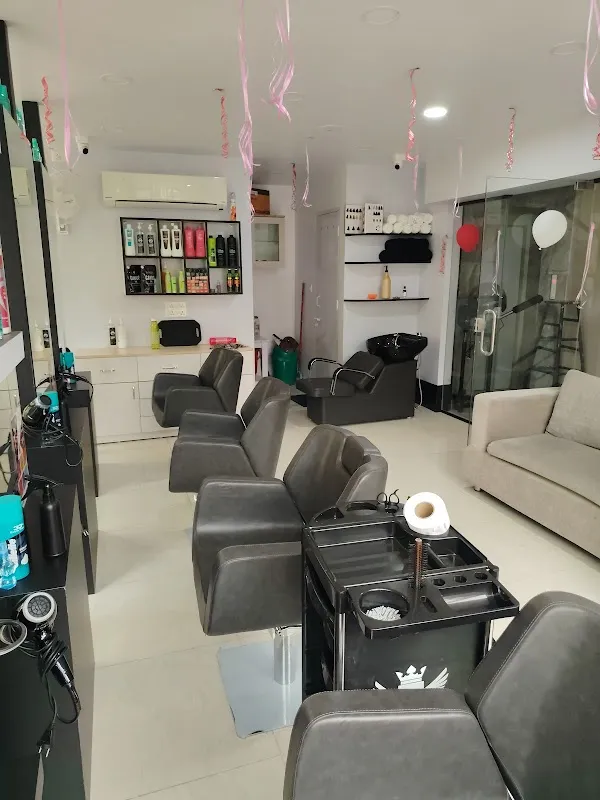 New Colors unisex salon