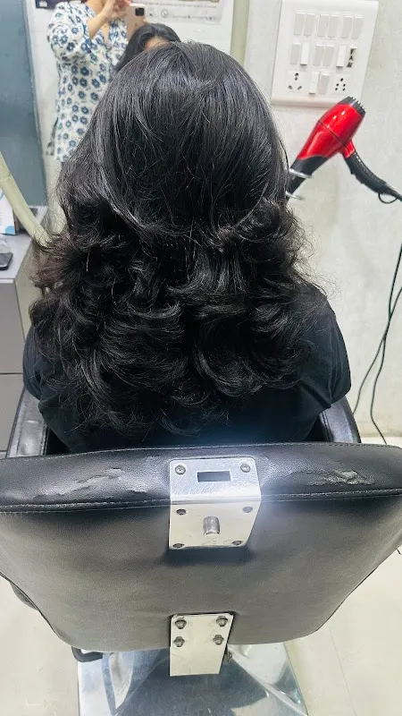 Gia's Salon & Makeover studio