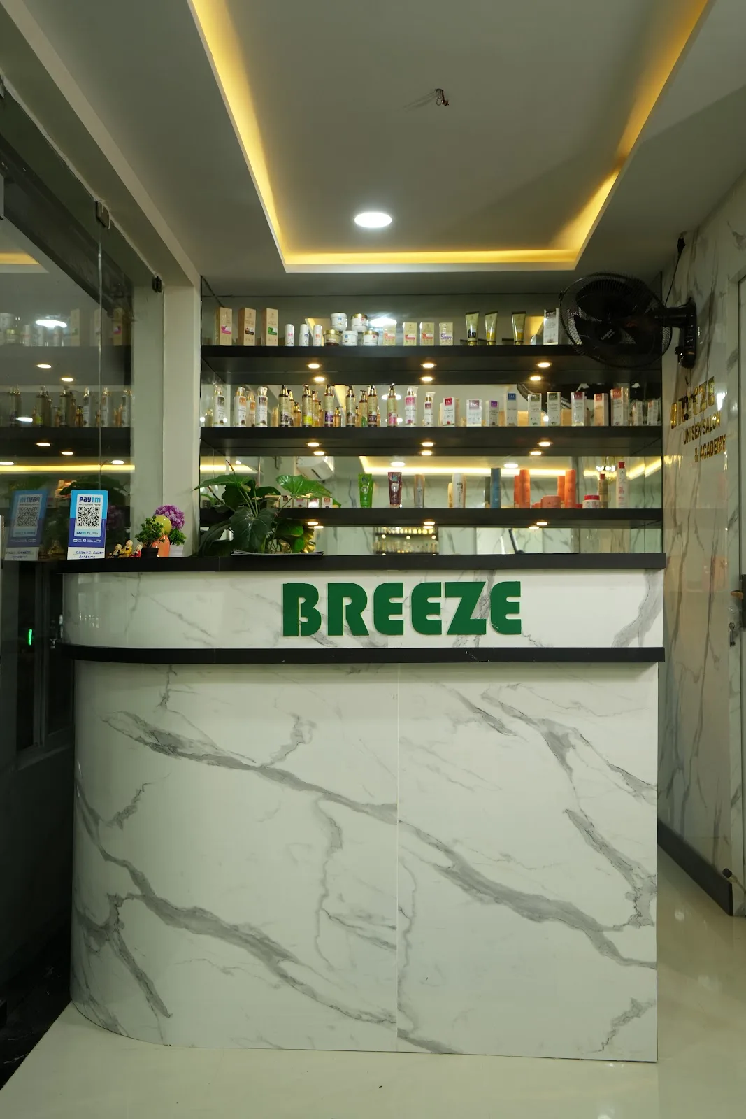Breeze Unisex Salon and Academy