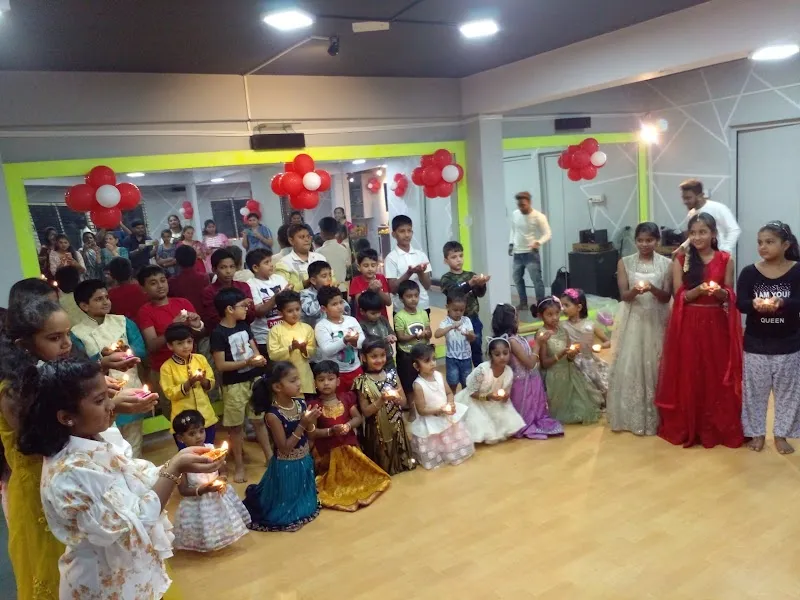 Hip hop dance studio