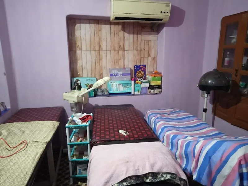 Perfect Touch Ladies Beauty Salon