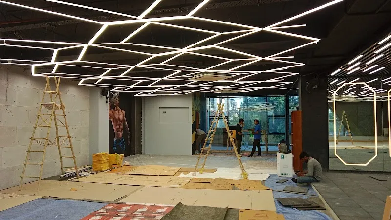 Gold's Gym Lajpat Nagar