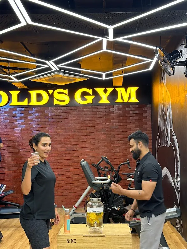 Gold's Gym Lajpat Nagar