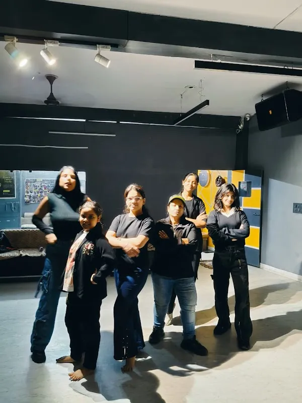 HOUSE OF DANCE STUDIO - Dance Classes in Tri Nagar | Delhi