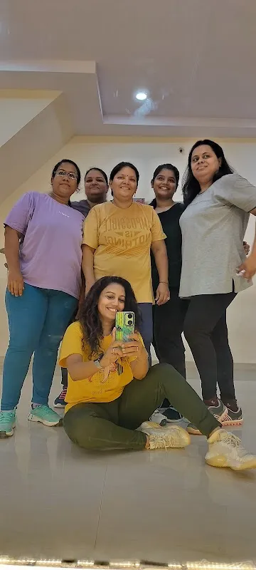 DANCE FLOW STUDIO