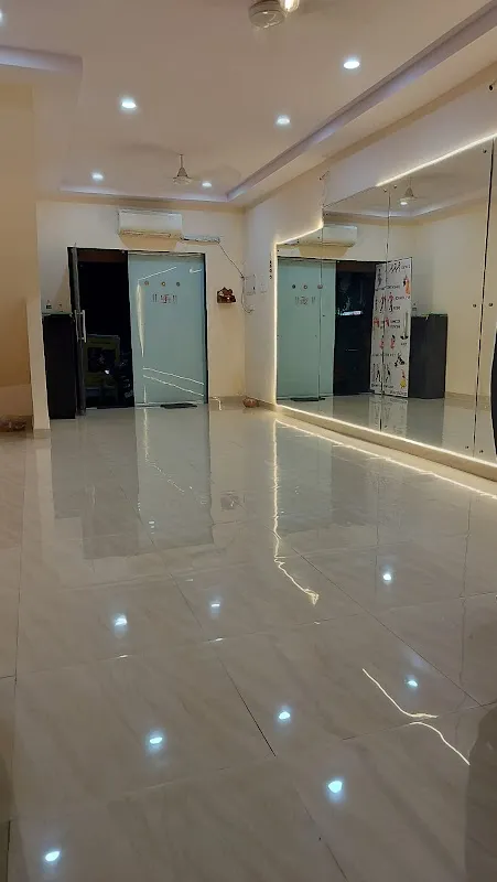 DANCE FLOW STUDIO