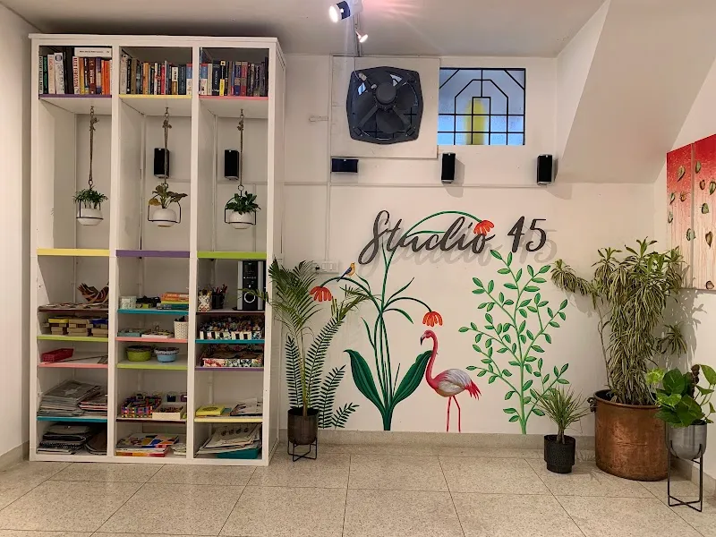 Studio 45