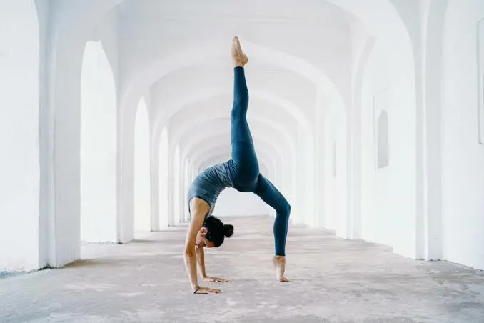Happy Yoga Home Tutor