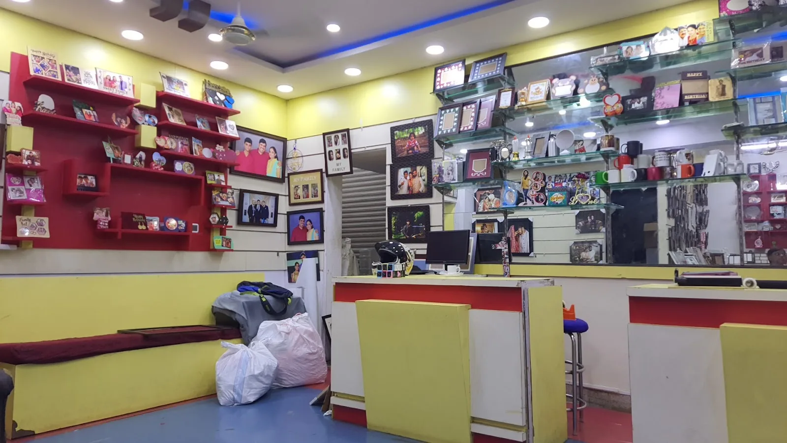 Kodak Express Usha Photo Studio