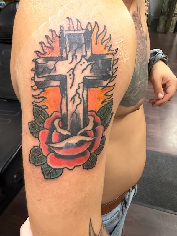 Good Vibrations Ink Tattoo and Body Piercing