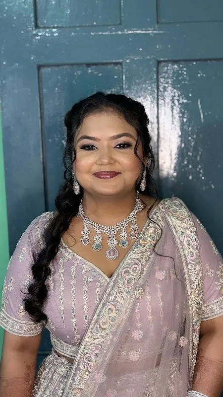 Anshika Makeup Studio & Academy